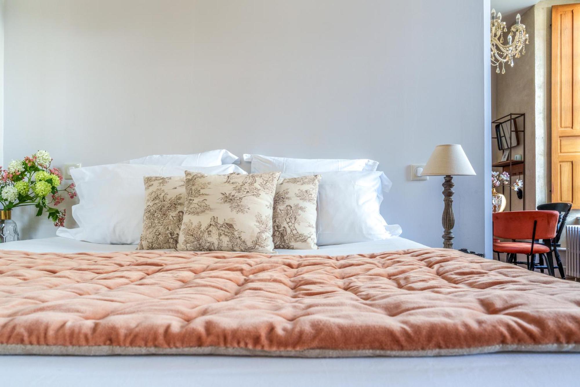 Appartement Raffine Vue Cathedrale, Jardin, Wifi Τουρ Εξωτερικό φωτογραφία